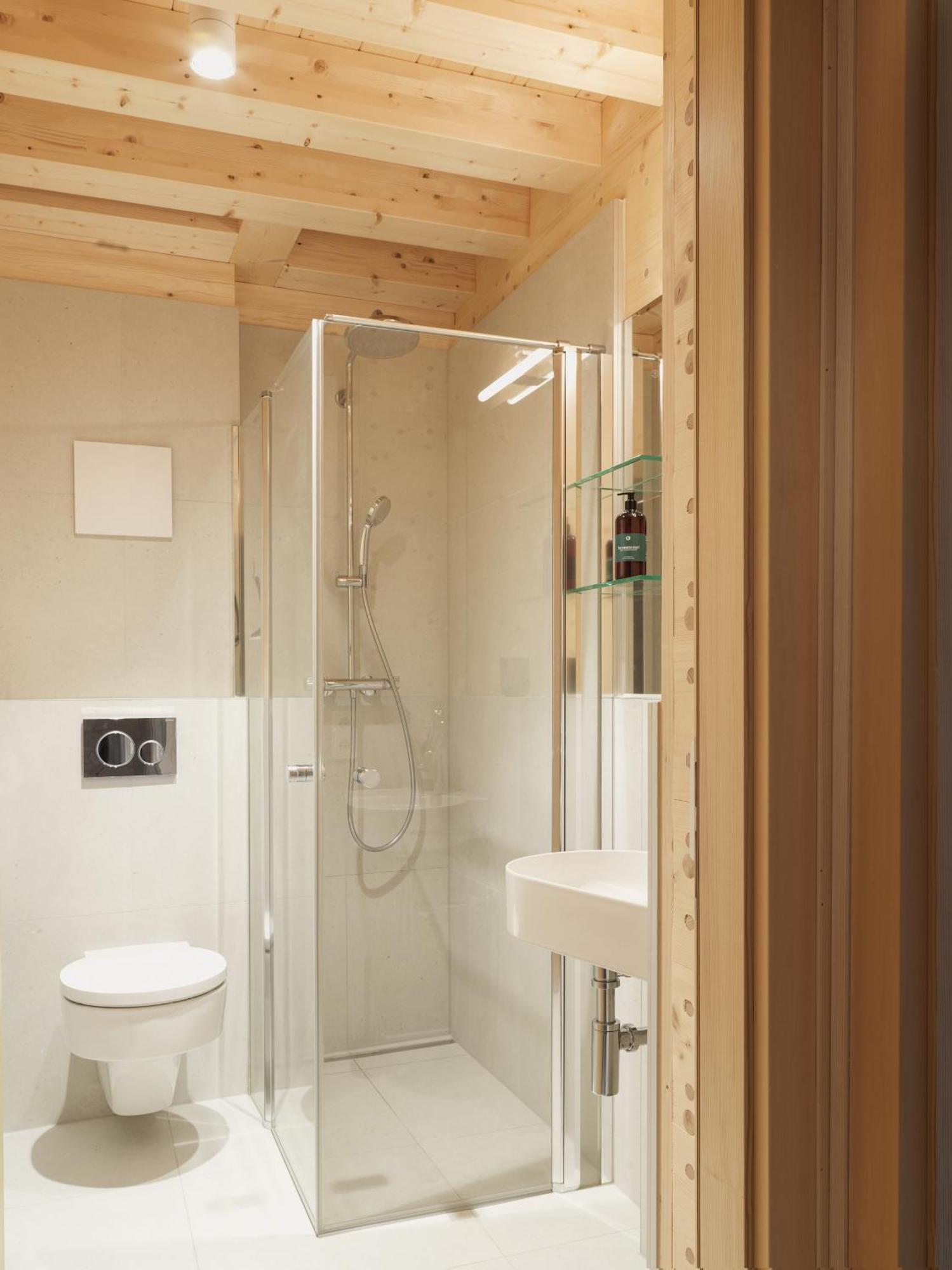 Mondholz - Urban Inn 24-7 Innsbruck Kültér fotó